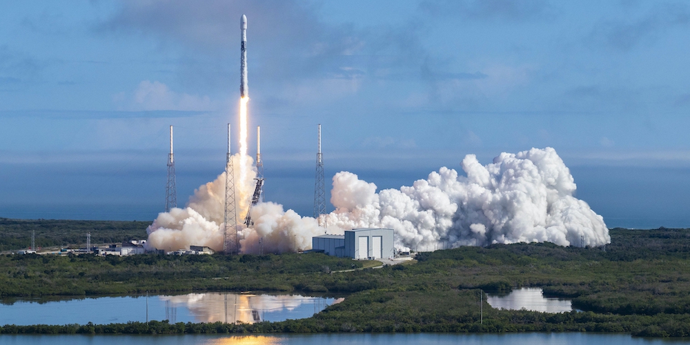 Lancering van een Falcon 9 raket van SpaceX.