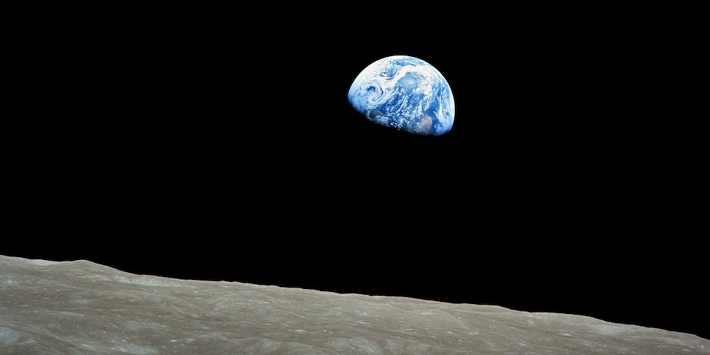 Tijdens de Apollo 8 ruimtevlucht werd één van de meest legendarische foto's van onze planeet gemaakt