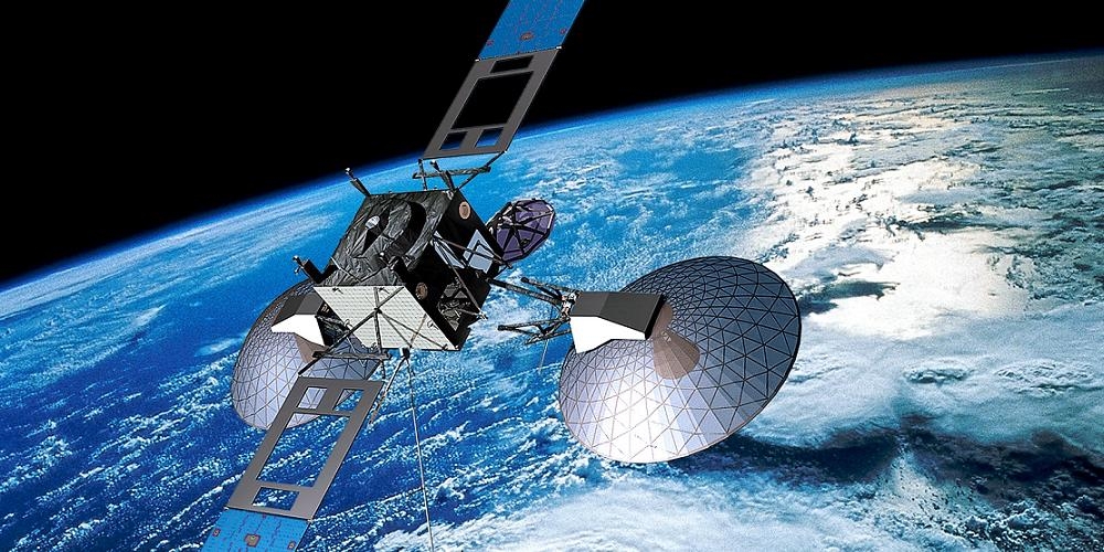 Artistieke impressie van de TDRS-K satelliet