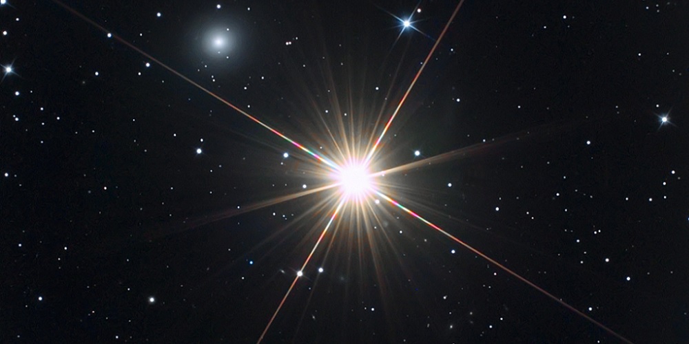 De ster Mirach in het sterrenbeeld Andromeda.